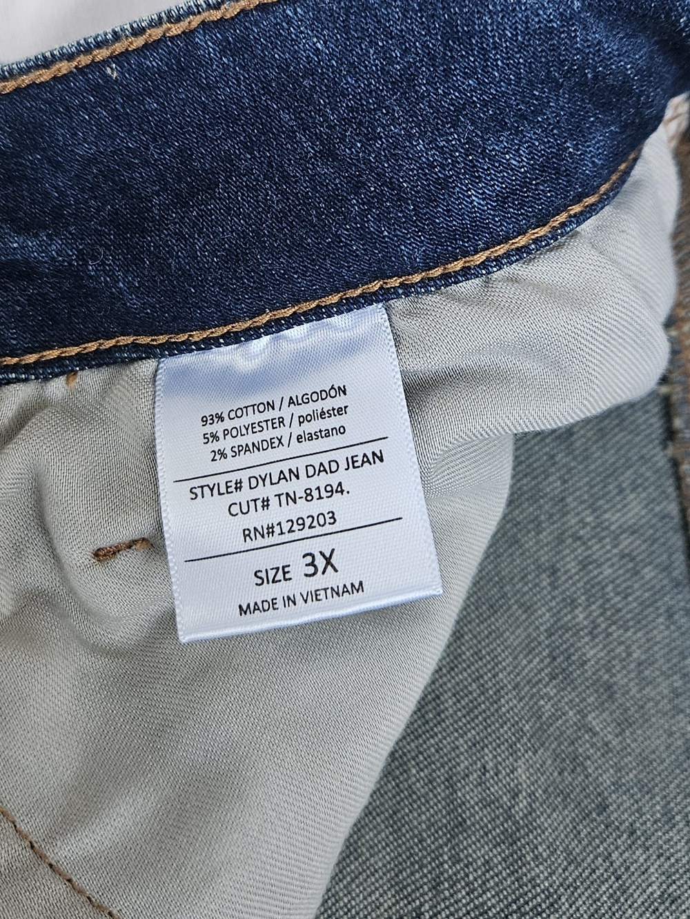 Carly Jean Los Angeles Dylan Dad Jean 3X High Rise Relaxed Straight Jeans - Picture 9 of 13